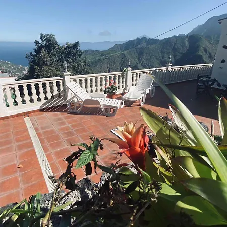 Casa La Bodega Holiday home *